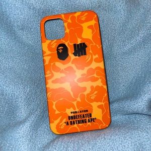iPhone 11 Pro Max bathing ape/undefeated case